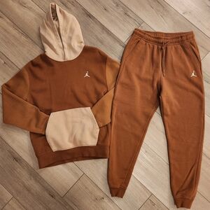 Jordan Jogging Suit